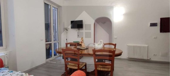 Квартира с 5 комнатами в Варацце, Италия № 261282 15