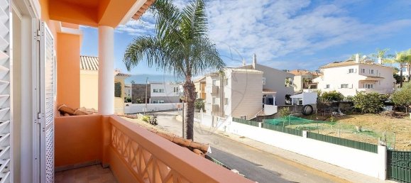 5 bedrooms Villa in Faro, Portugal No. 27542 21