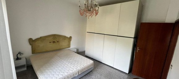 Apartamento de 4 habitaciónes en Carrara, Italy No. 27309 10