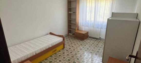 Apartamento de 4 habitaciónes en Carrara, Italy No. 27309 8