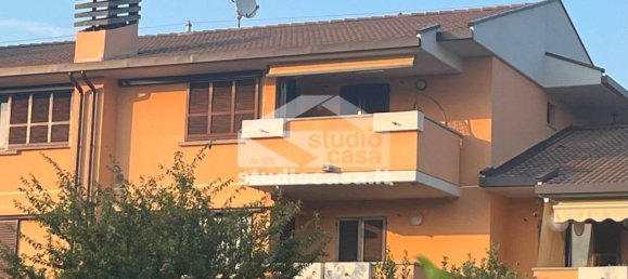 2 bedrooms Apartment in Azzano San Paolo, Italy No. 283341 3