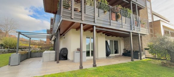 4غرفة شقة في Albano Sant'Alessandro, Italy رقم 4029 3