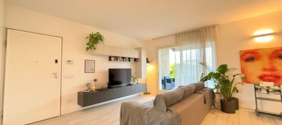 4غرفة شقة في Albano Sant'Alessandro, Italy رقم 4029 16