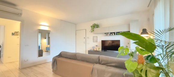 4غرفة شقة في Albano Sant'Alessandro, Italy رقم 4029 21