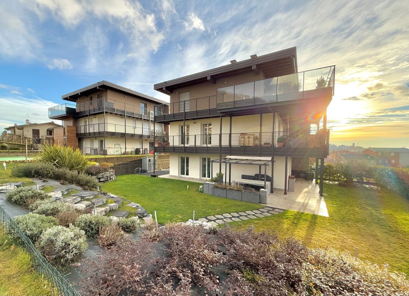 4غرفة شقة في Albano Sant'Alessandro, Italy رقم 4029