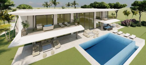  Land in Malaga, Spain No. 84570 3