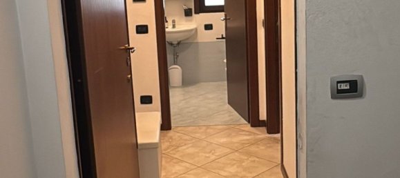 Apartamento de 2 divisões em Bareggio, Italy N.º 17407 7