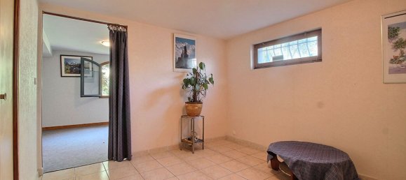 4 bedrooms House in Aubiere, France No. 339253 10