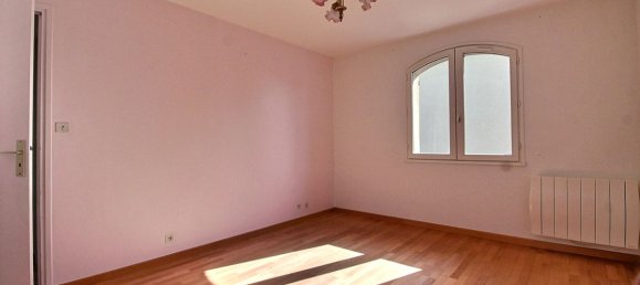 4 bedrooms House in Aubiere, France No. 339253 7