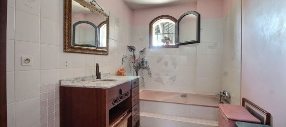 4 bedrooms House in Aubiere, France No. 339253 8