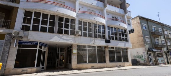 Duplex T4 em Caldas da Rainha, Portugal N.º 313889 38