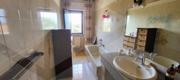 Apartamento de 5 divisões em Spoltore, Italy N.º 28338 11