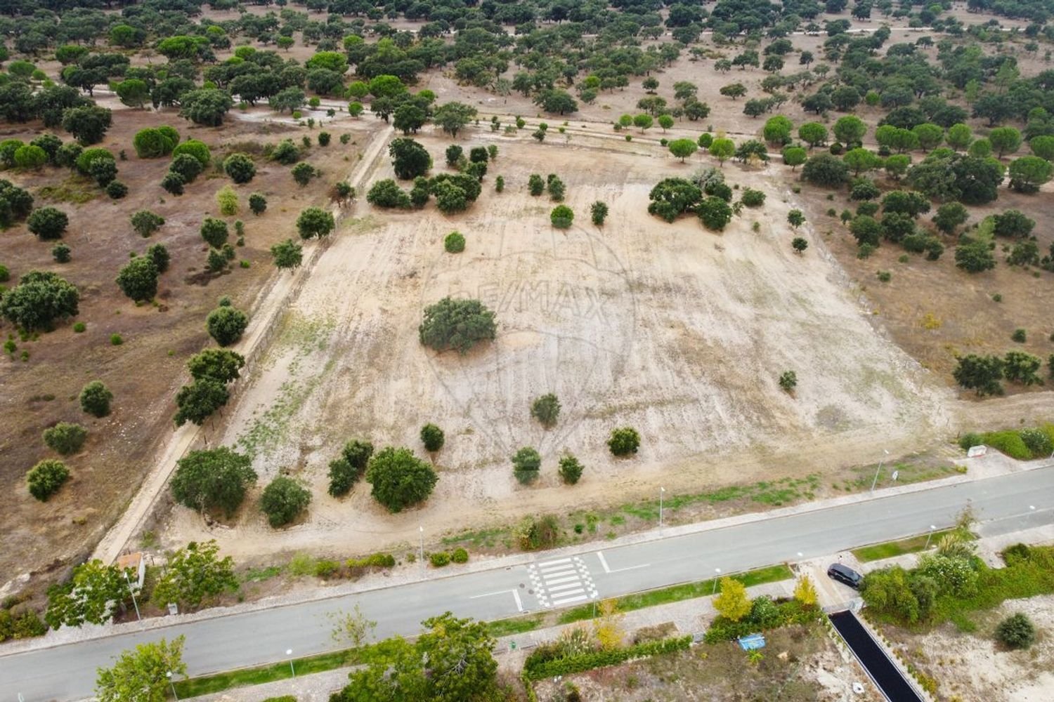  Land in Benavente, Portugal No. 194005