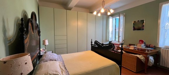 Casa de 10 habitaciónes en Mirandola, Italy No. 137106 28