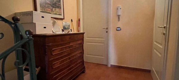 Casa de 10 habitaciónes en Mirandola, Italy No. 137106 27