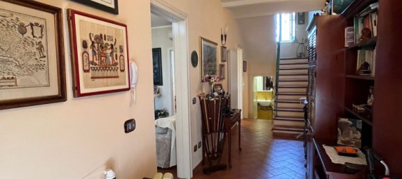 Casa de 10 habitaciónes en Mirandola, Italy No. 137106 20