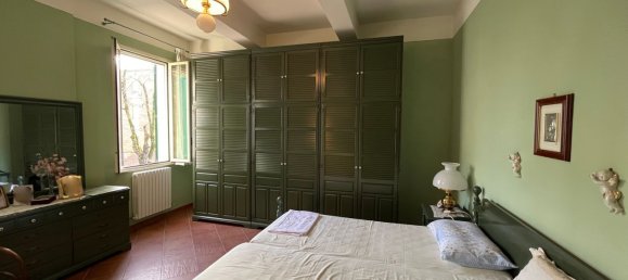 Casa de 10 habitaciónes en Mirandola, Italy No. 137106 33