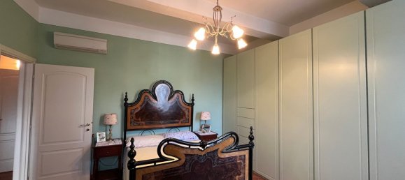 Casa de 10 habitaciónes en Mirandola, Italy No. 137106 30