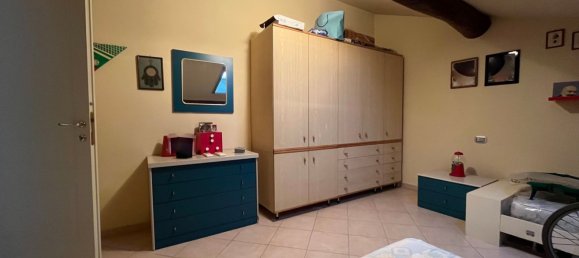 Casa de 10 habitaciónes en Mirandola, Italy No. 137106 46