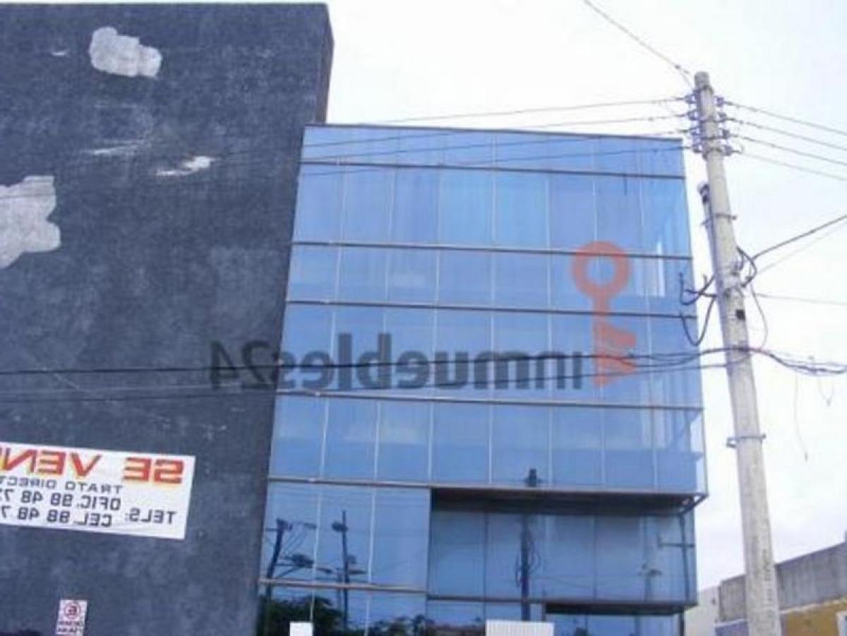 490m² Building in Mexico No. 202023