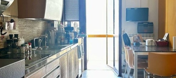 Apartamento T4 em Taranto, Italy N.º 377252 5