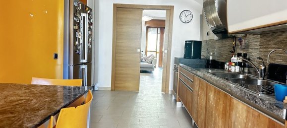 Apartamento T4 em Taranto, Italy N.º 377252 4