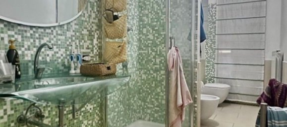 Apartamento T4 em Taranto, Italy N.º 377252 13