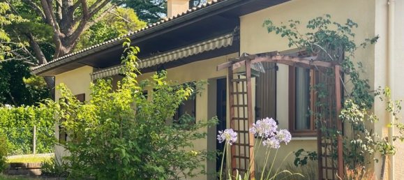 Casa de 4 dormitorios en Croignon, France No. 317343 2