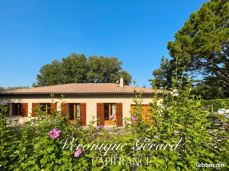 Casa de 4 dormitorios en Croignon, France No. 317343