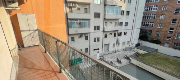 6 rooms Apartment in Bologna, Italy No. 26266 21