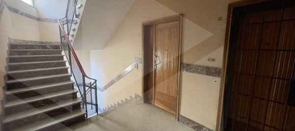 6 rooms Apartment in Bologna, Italy No. 26266 17