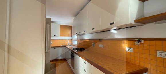 6 rooms Apartment in Bologna, Italy No. 26266 37