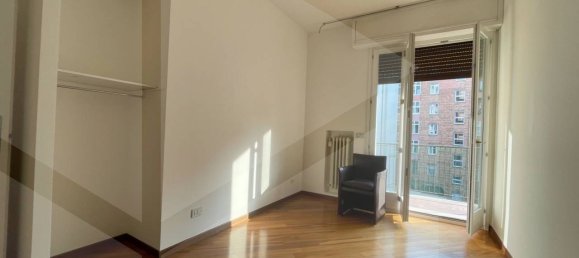 6 rooms Apartment in Bologna, Italy No. 26266 43