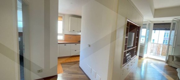 6 rooms Apartment in Bologna, Italy No. 26266 30