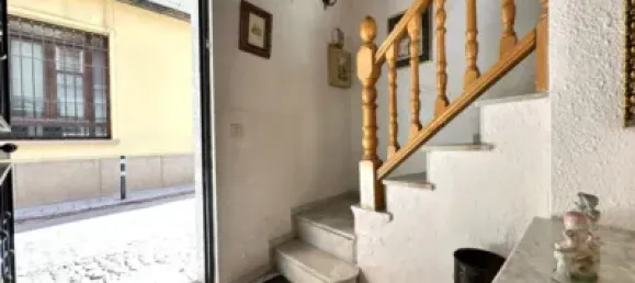 4 bedrooms Townhouse in Sagunto, Spain No. 33070 2