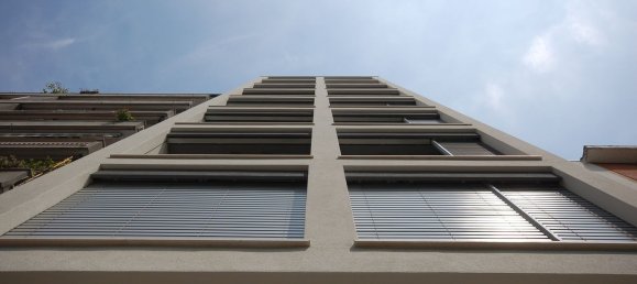 Dúplex de 3 habitaciónes en Milan, Italy No. 269893 2
