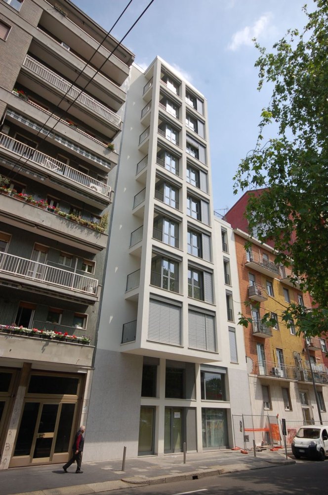 Dúplex de 3 habitaciónes en Milan, Italy No. 269893
