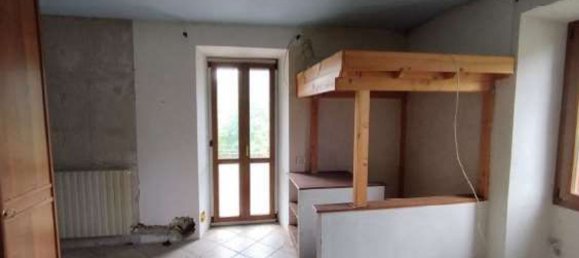 7 rooms Apartment in Valganna, Italy No. 229580 37