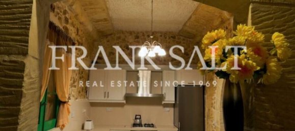 2 bedrooms House in Xaghra, Malta No. 5645 5