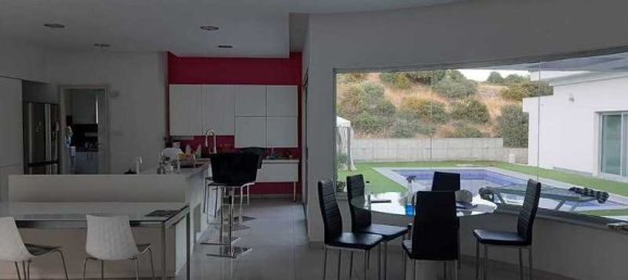 4 bedrooms House in Alassa, Cyprus No. 10733 11