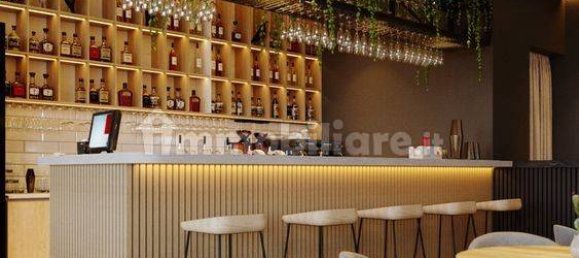 3 rooms Commercial property in Padua, Italy No. 72226 3