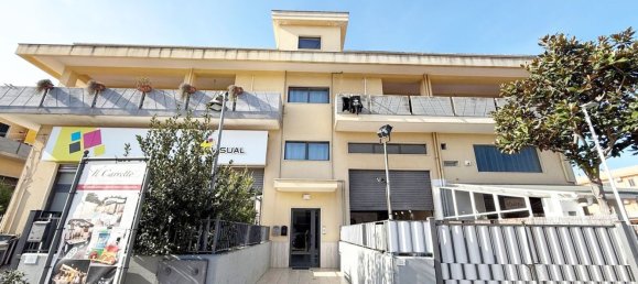 3 rooms Apartment in Fasano, Italy No. 178373 2