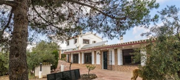 4 bedrooms House in Alora, Spain No. 72257 3