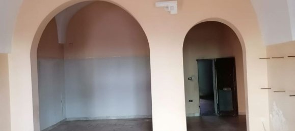 3-salle Propriété commerciale à Sava, Italy No. 18789 2