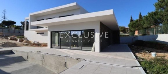 3 bedrooms Villa in Lagoa, Portugal No. 7516 7