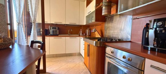 Duplex T3 em Reggio Emilia, Italy N.º 344986 3