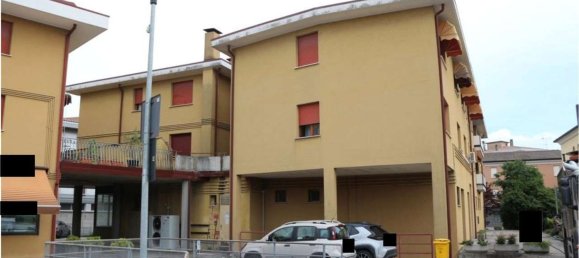 304m² Commercial property in Susegana, Italy No. 308044 12