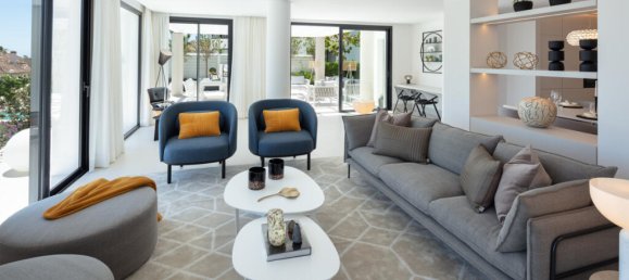 4 bedrooms Villa in Marbella, Spain No. 88978 18