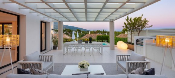 4 bedrooms Villa in Marbella, Spain No. 88978 23