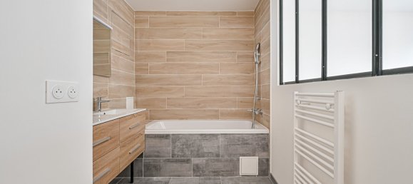 3 bedrooms Duplex in Montreuil, France No. 180398 22